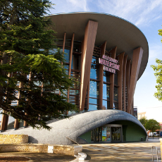 Aylesbury_VenueCard_750x750 (1).jpg