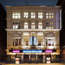 DukeOfYorks_External11_750x750.png